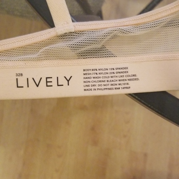 Lively No Underwire T Shirt Bra - Picture 3 of 3